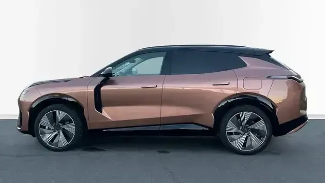 Usado Lynk & Co 08 350 CV (257 kW) 2025 Marrón SUV