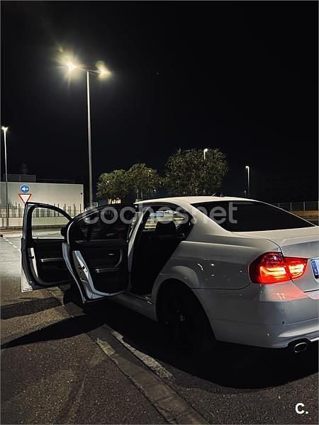 Usado BMW 318 143 CV (105 kW) 2011 Blanco Berlina