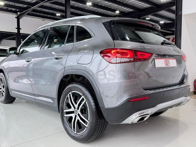 Usado Mercedes GLA200 150 CV (110 kW) 2021 Gris / plata SUV
