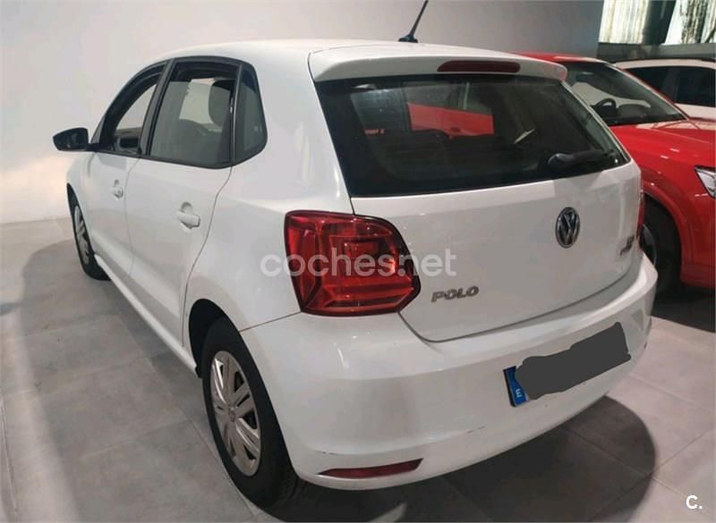 Blanco Usado 2014 VW Polo Berlina | 6000 € (Precio justo) - Imagen 1/4