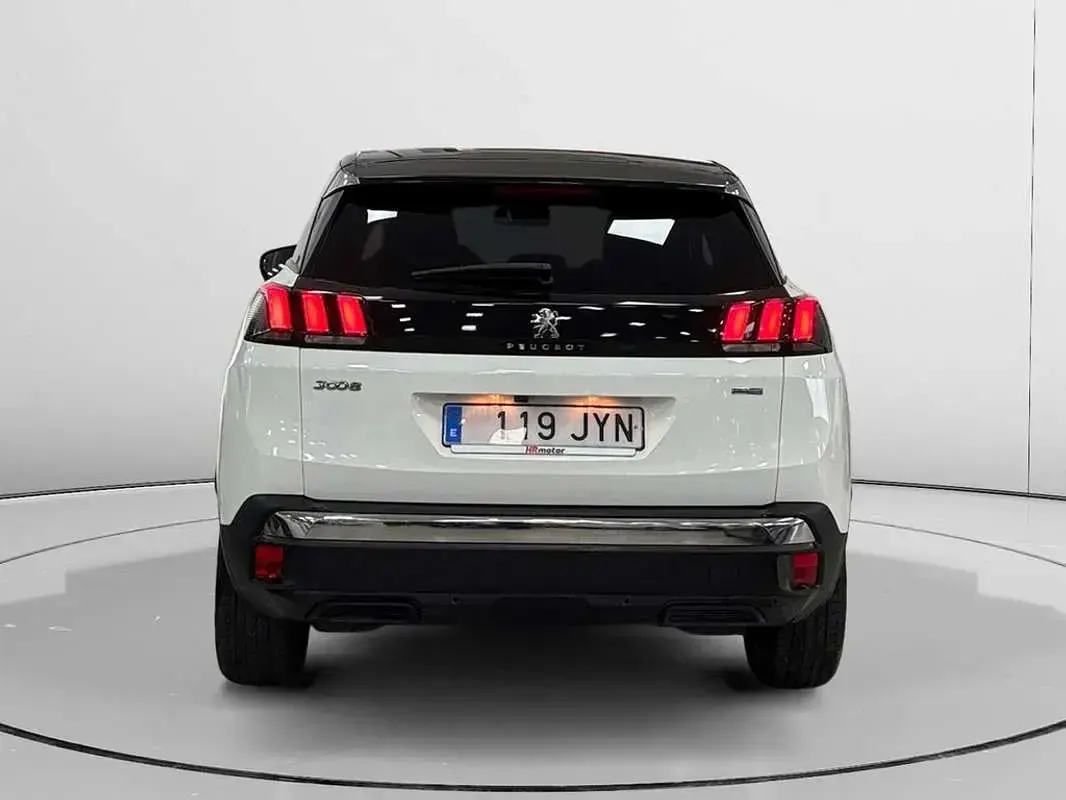 Usado Peugeot 3008 Allure 131 CV (96 kW) 2017 Blanco SUV