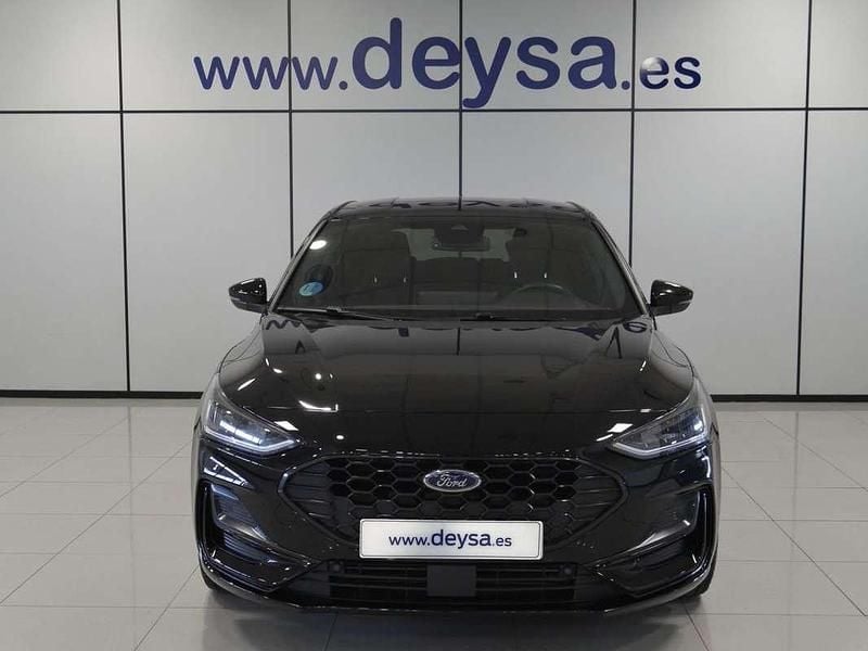 Usado Ford Focus ST-Line 155 CV (114 kW) 2023 Negro Utilitario