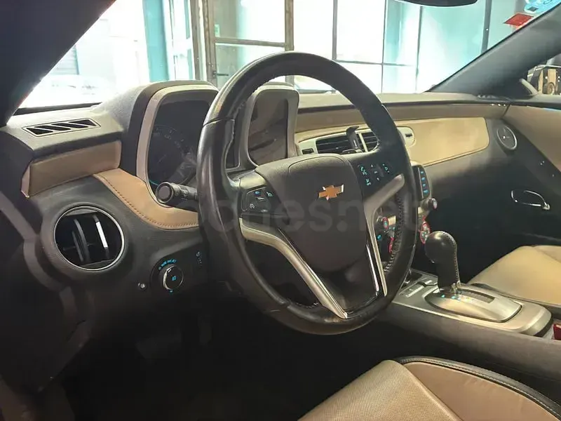 Usado Chevrolet Camaro 405 CV (297 kW) 2015 Negro Coupe