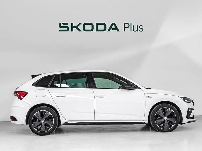 Usado Skoda Scala Monte Carlo 115 CV (84 kW) 2024 Blanco Utilitario