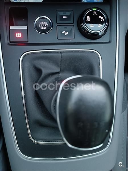 Usado Citroën C5 Aircross Shine 131 CV (96 kW) 2022 Gris / plata SUV