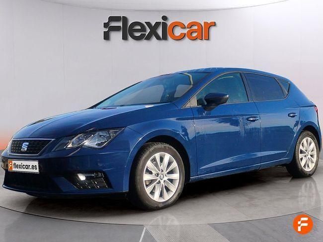 Usado Seat Leon Style 110 CV (80 kW) 2018 Azul