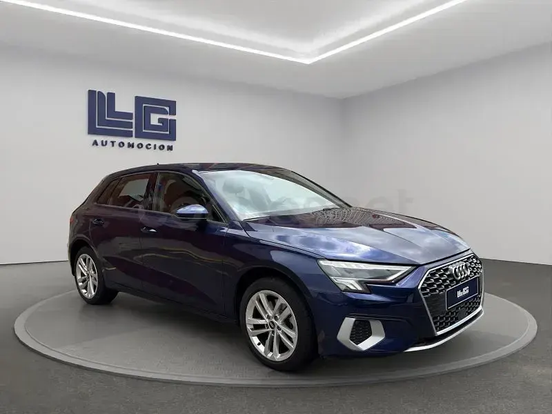 Usado Audi A3 S-Line 204 CV (150 kW) 2021 Azul Berlina
