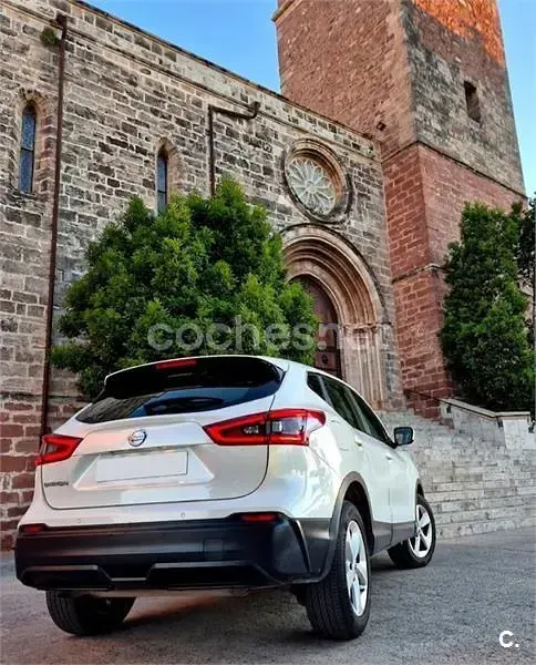 Usado Nissan Qashqai Acenta 115 CV (84 kW) 2018 Blanco SUV
