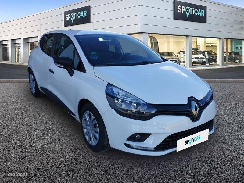 Usado Renault Clio IV Business 75 CV (55 kW) 2019 Blanco Berlina