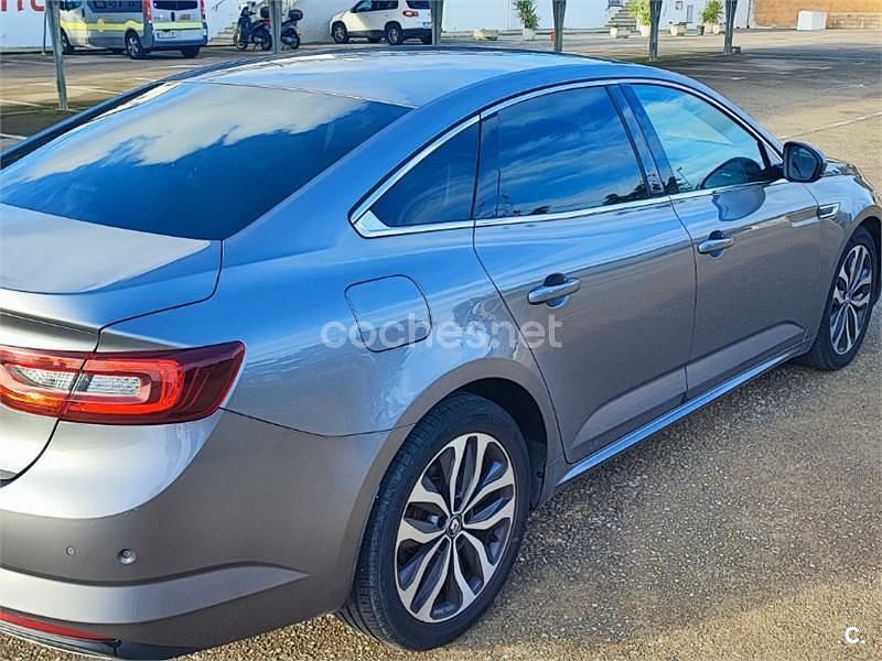 Usado Renault Talisman Initiale Paris 160 CV (117 kW) 2016 Gris / plata Berlina