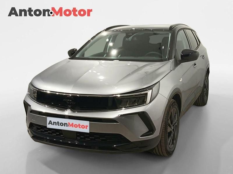 Usado Opel Grandland X Design & Tech 130 CV (95 kW) 2024 Gris SUV