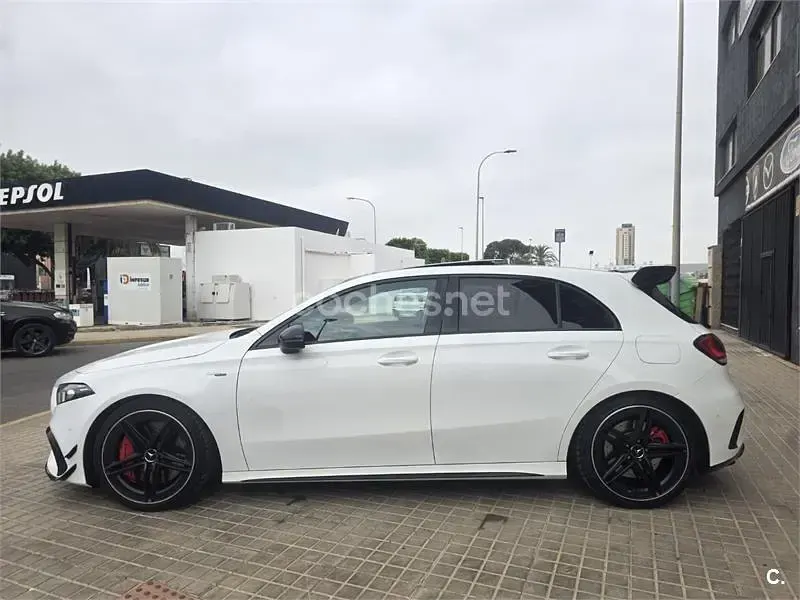 Usado Mercedes A45 AMG 421 CV (309 kW) 2021 Blanco Utilitario
