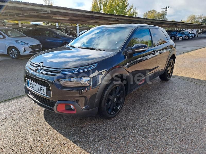 Usado Citroën C4 Cactus Shine 102 CV (75 kW) 2020 Negro Utilitario