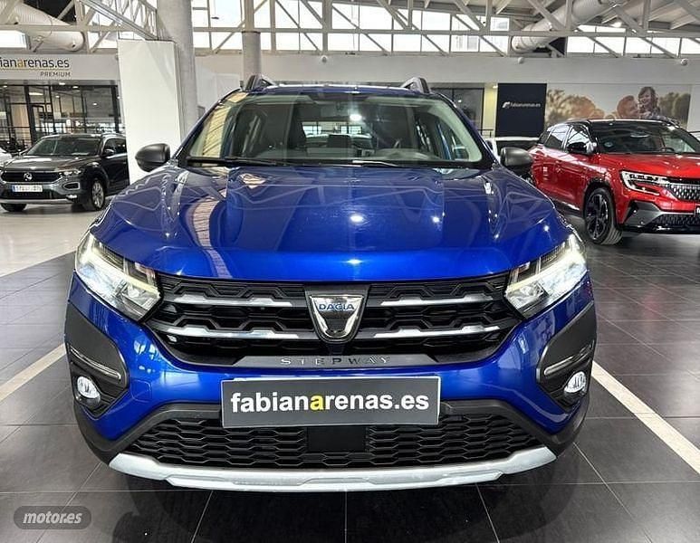Usado Dacia Sandero Essentiel 91 CV (66 kW) 2022 Azul