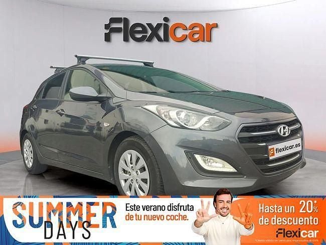 Gris / plata Usado 2017 Hyundai i30 Berlina | 11.990 € (Buen precio) - Imagen 1/4