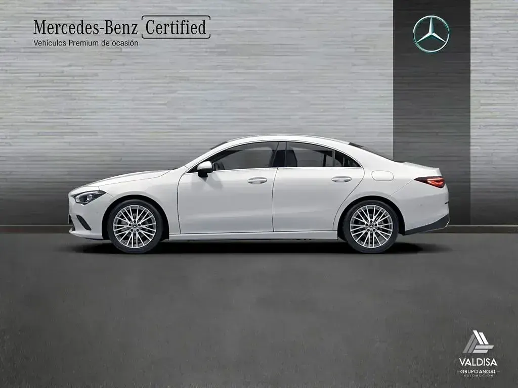 Usado Mercedes CLA180 136 CV (100 kW) 2022 Blanco polar Coupe