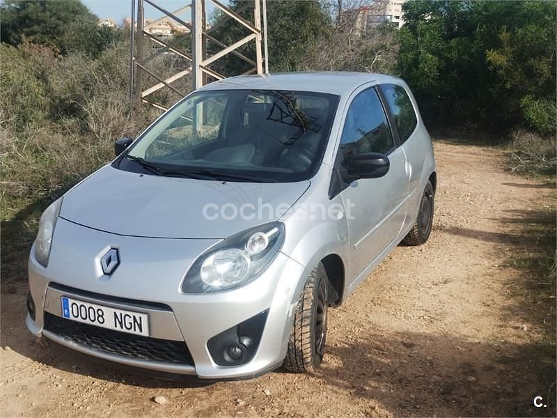 Gris / plata Usado 2011 Renault Twingo Authentique Utilitario | 2500 € (Super precio) - Imagen 1/4