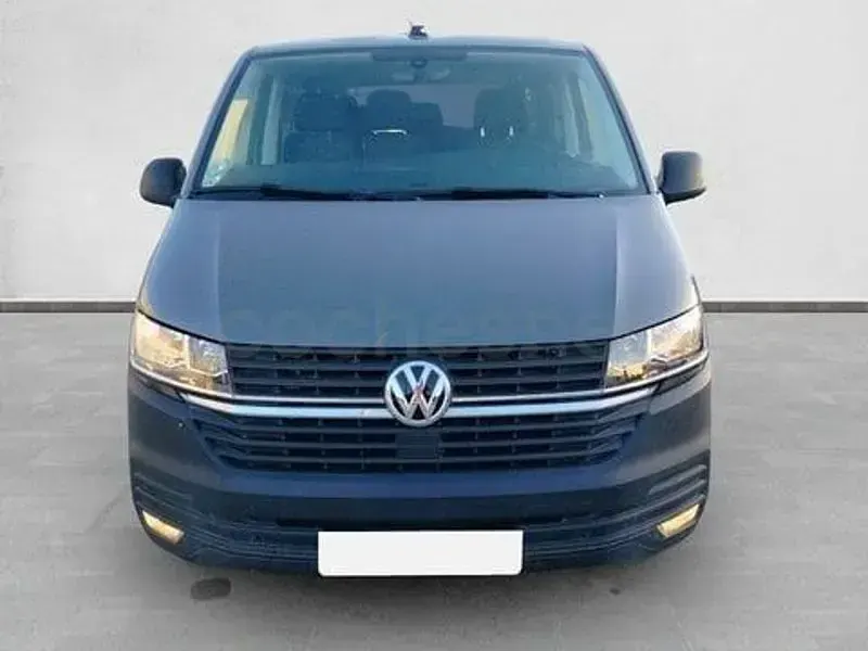 Usado VW Caravelle 150 CV (110 kW) 2024 Gris / plata Van
