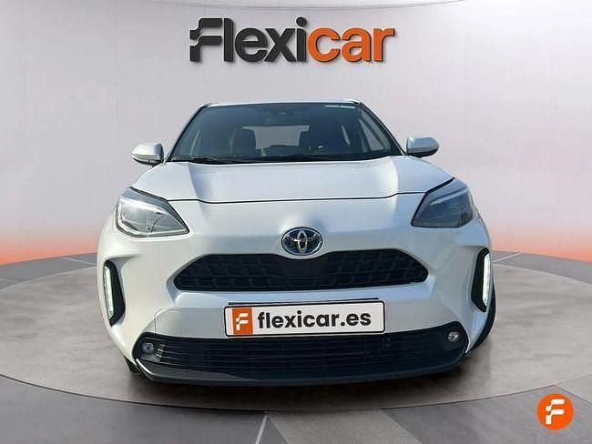 Usado Toyota Yaris Hybrid Active 116 CV (85 kW) 2024 Blanco