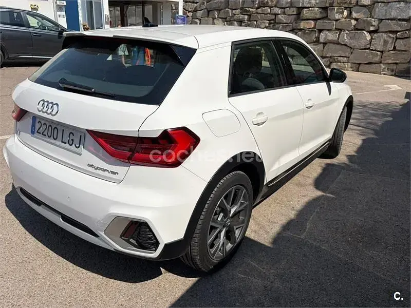 Usado Audi A1 150 CV (110 kW) 2020 Blanco SUV