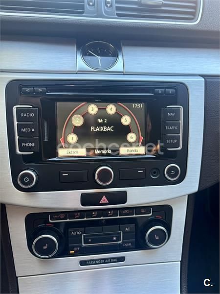 Marrón Usado 2011 VW Passat Highline Berlina | 9500 € (Precio justo) - Imagen 1/1