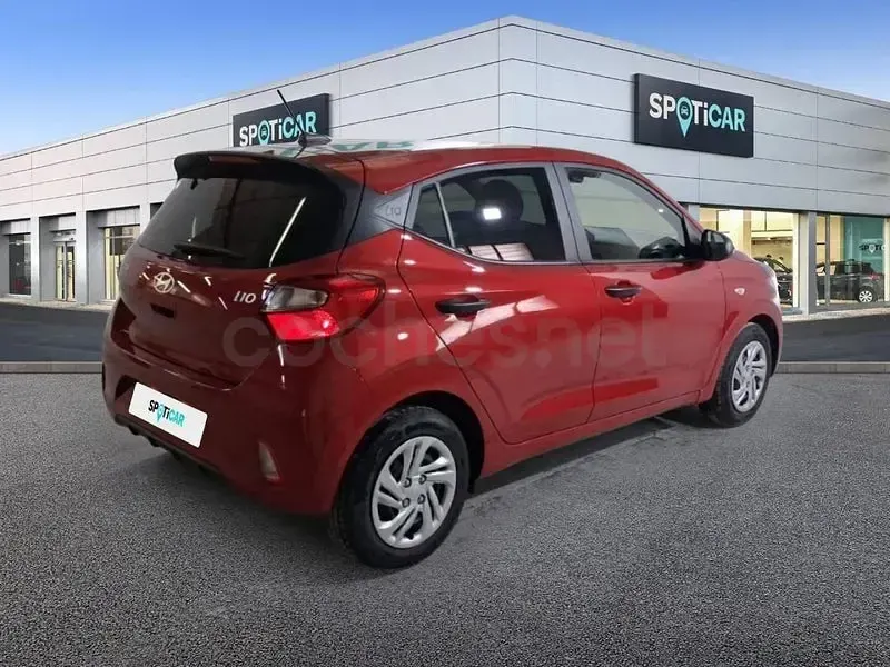 Używany Hyundai i10 67 KM (49 kW) 2024 Czerwony Hatchback