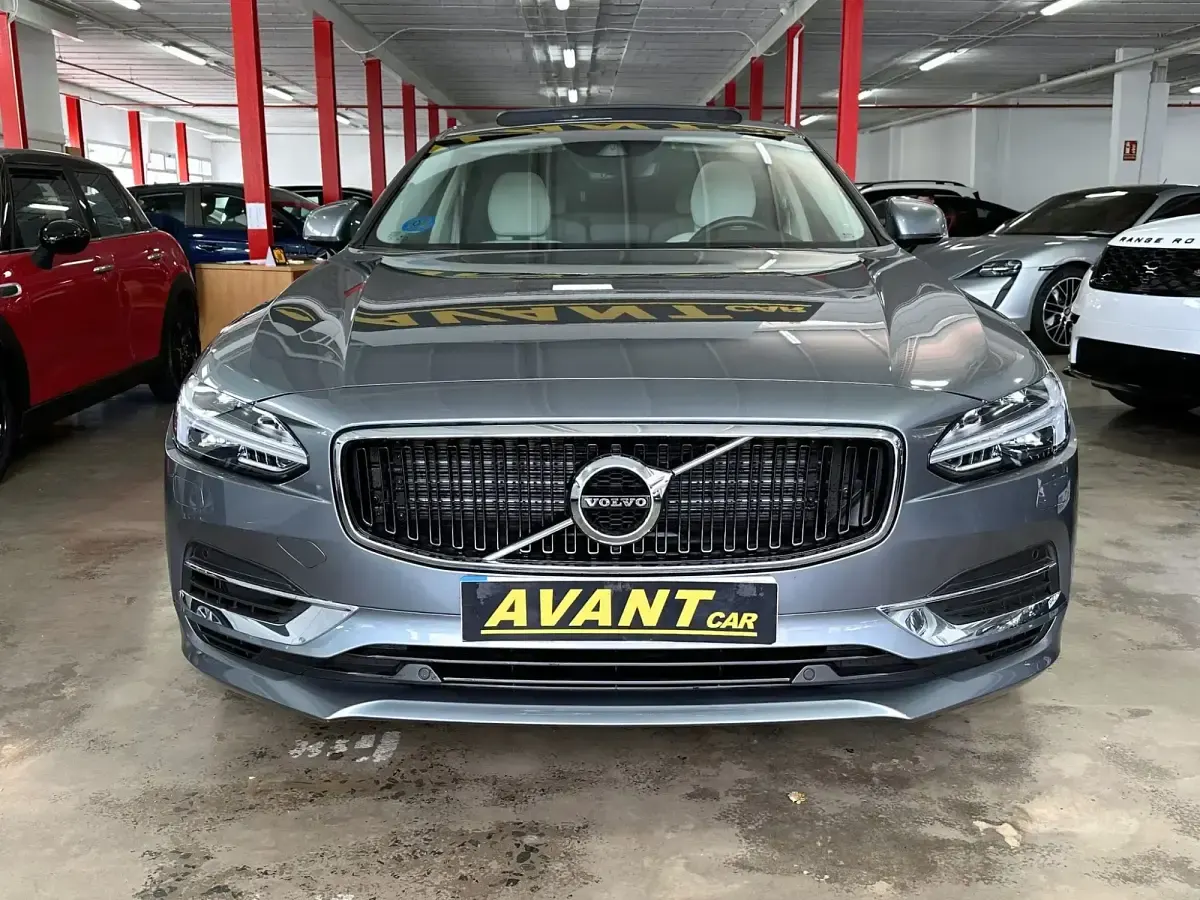 Usado Volvo S90 Business Edition 390 CV (286 kW) 2019 Gris / plata Berlina