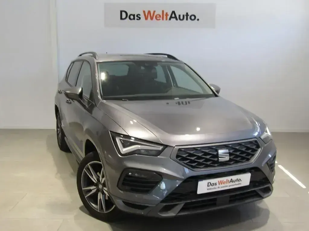 Usado Seat Ateca FR 150 CV (110 kW) 2025 Gris SUV