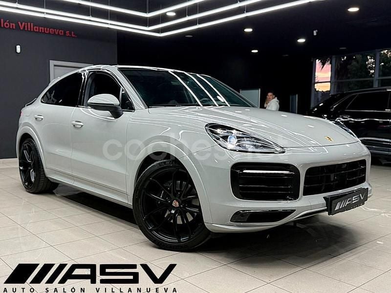 Usado Porsche Cayenne 462 CV (339 kW) 2020 Gris / plata SUV