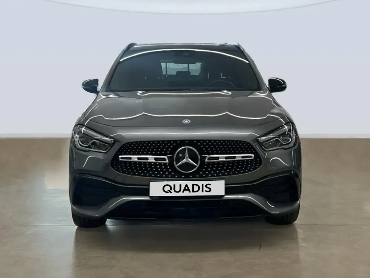 Usado Mercedes GLA250 218 CV (160 kW) 2022 Gris SUV