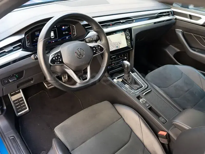 Usado VW Arteon R-line 150 CV (110 kW) 2022 Azul Familiar