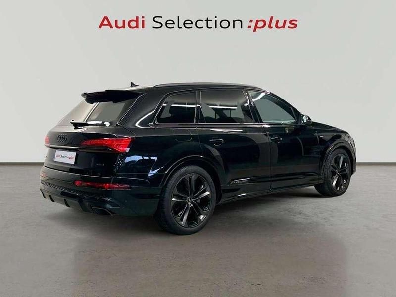 Usado Audi Q7 Ambiente 286 CV (210 kW) 2025 Negro SUV