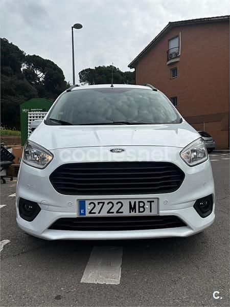Blanco Usado 2022 Ford Tourneo Courier Sport Monovolumen | 14.900 € (Buen precio) - Imagen 1/4