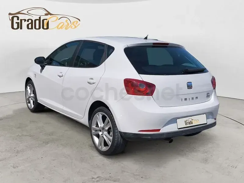 Usado Seat Ibiza 105 CV (77 kW) 2009 Blanco Berlina