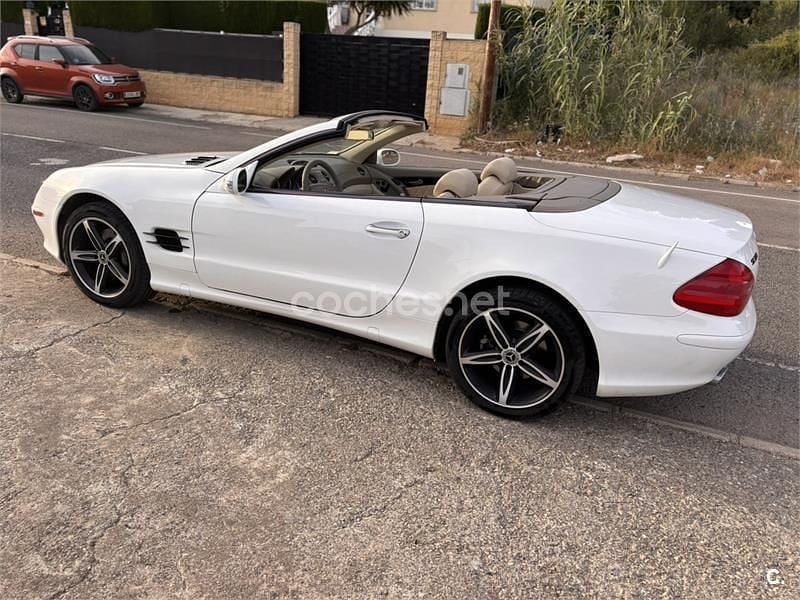 Usado Mercedes SL500 306 CV (225 kW) 2003 Blanco Descapotable