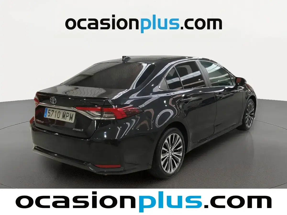 Usado Toyota Corolla Style 140 CV (102 kW) 2024 Negro Berlina
