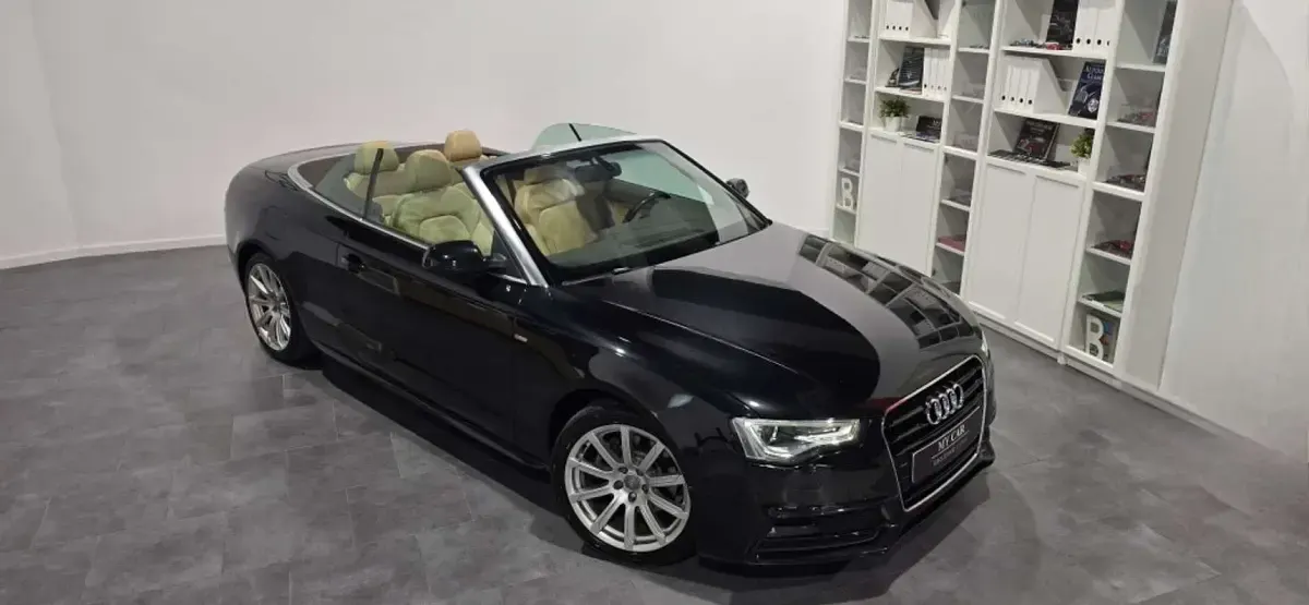 Usado Audi A5 Cabriolet Exclusive 170 CV (125 kW) 2012 Negro Descapotable