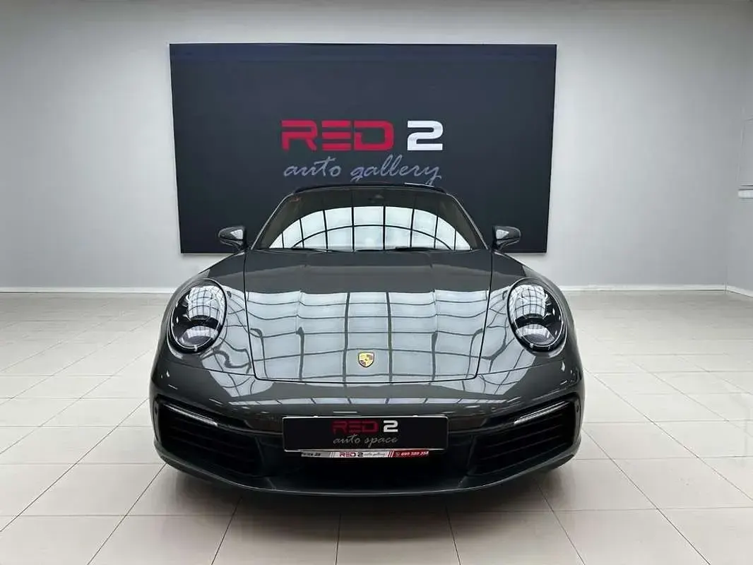 Usado Porsche 911 Carrera 449 CV (330 kW) 2021 Verde Coupe