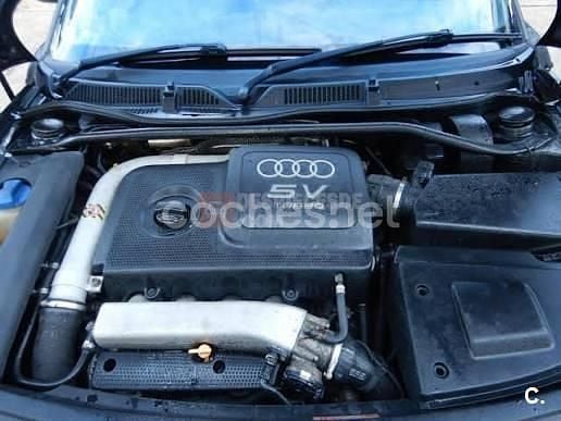 Usado Audi TT 180 CV (132 kW) 2000 Gris / plata Coupe