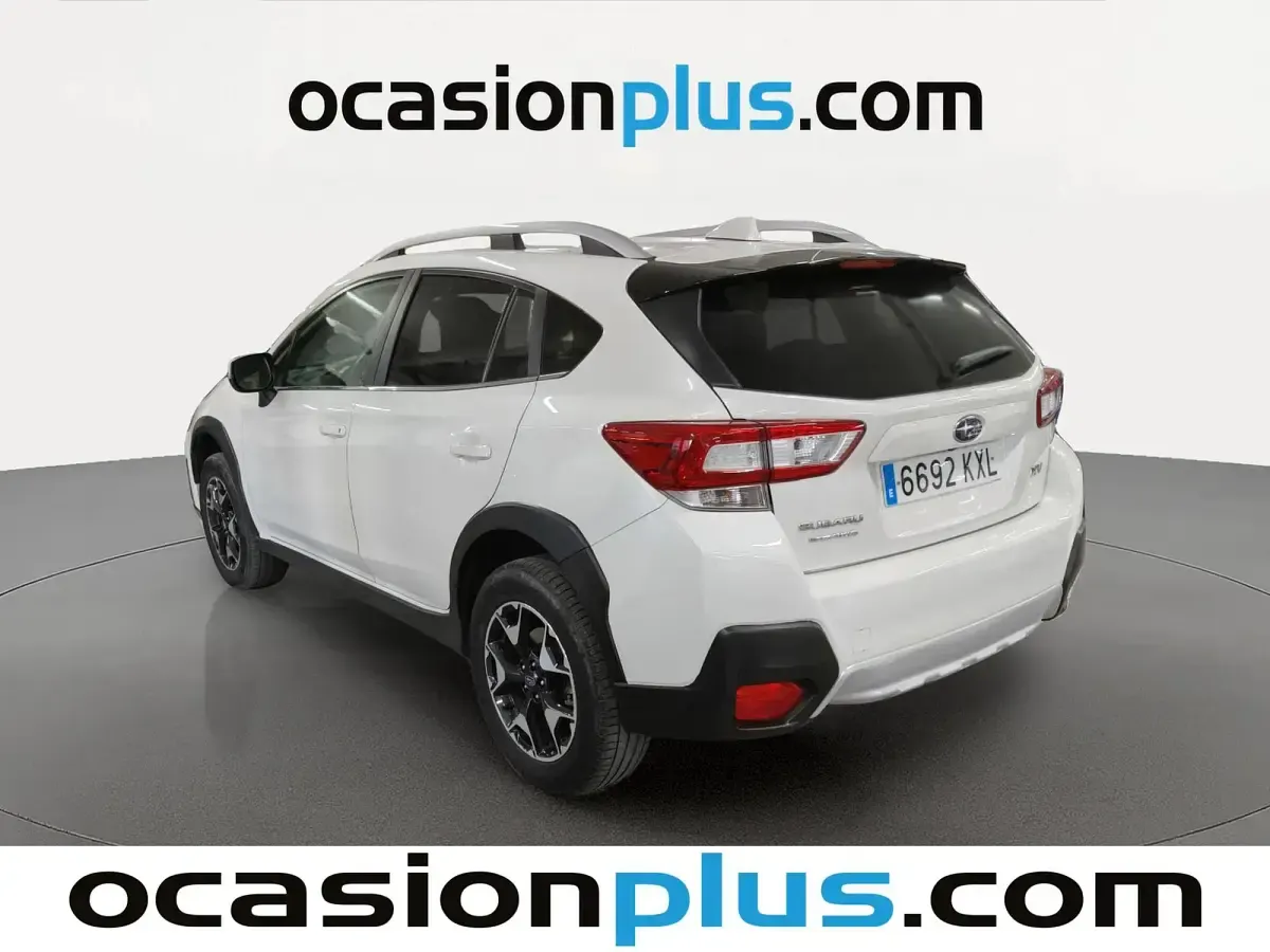 Usado Subaru XV 114 CV (83 kW) 2019 Blanco SUV