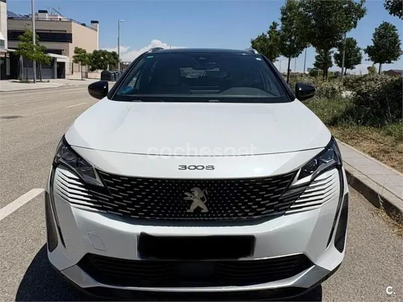 Usado Peugeot 3008 GT-line 225 CV (165 kW) 2021 Blanco SUV