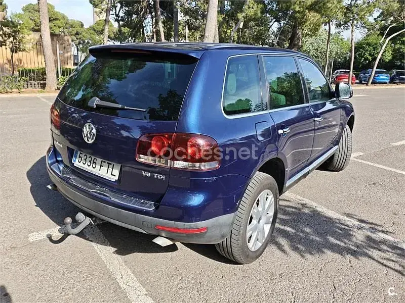 Usado VW Touareg 225 CV (165 kW) 2007 Azul SUV
