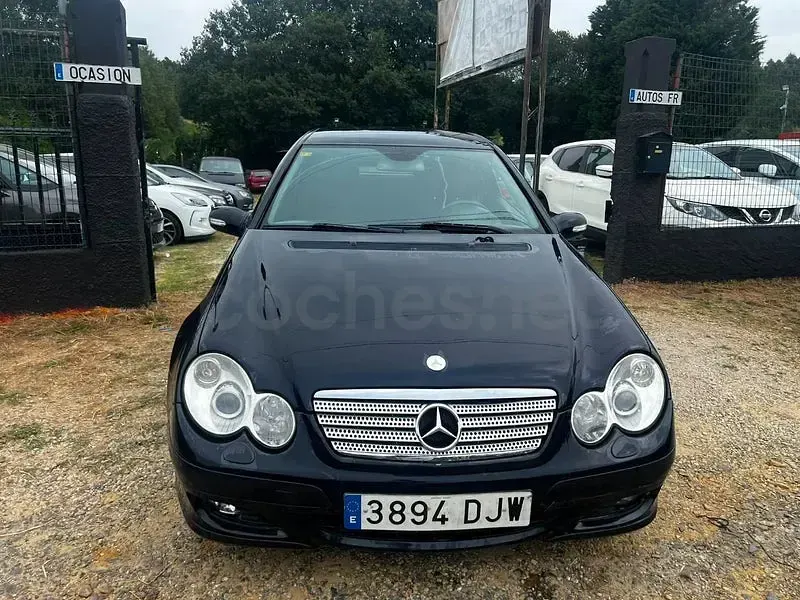 Usado Mercedes C180 Sport Edition 143 CV (105 kW) 2005 Negro Berlina