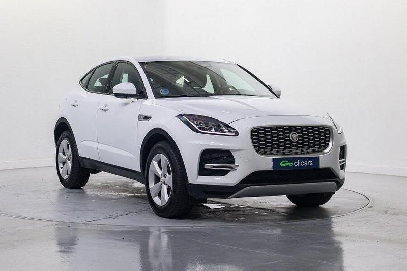 Usado Jaguar E-Pace R-Dynamic 200 CV (147 kW) 2021 Blanco SUV