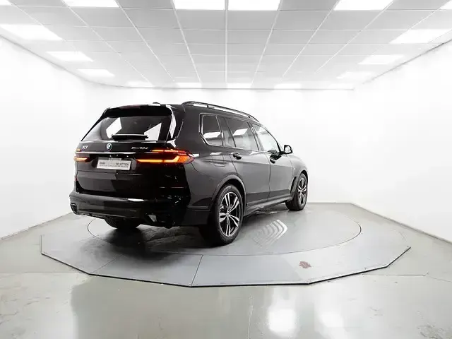 Nuevo BMW X7 352 CV (258 kW) 2026 Negro SUV