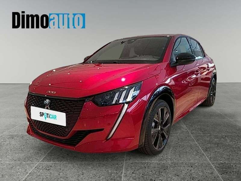 Rojo Usado 2023 Peugeot e-208 GT Utilitario | 28.500 € (Caro) - Imagen 1/4