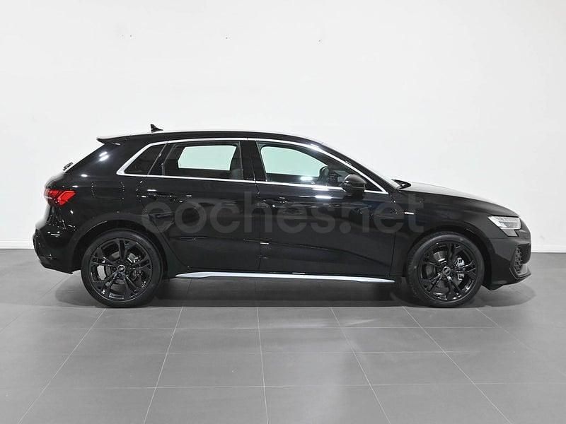 Usado Audi A3 S-Line 204 CV (150 kW) 2025 Negro Berlina
