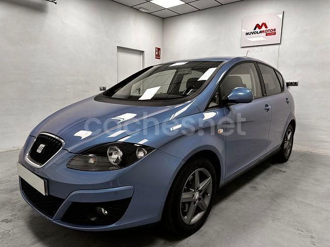 Azul Usado 2014 Seat Altea I-Tech Monovolumen | 7490 € (Precio justo) - Imagen 1/4