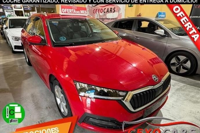 Rojo Usado 2022 Skoda Octavia Ambition Familiar | 15.780 € (Buen precio) - Imagen 1/4