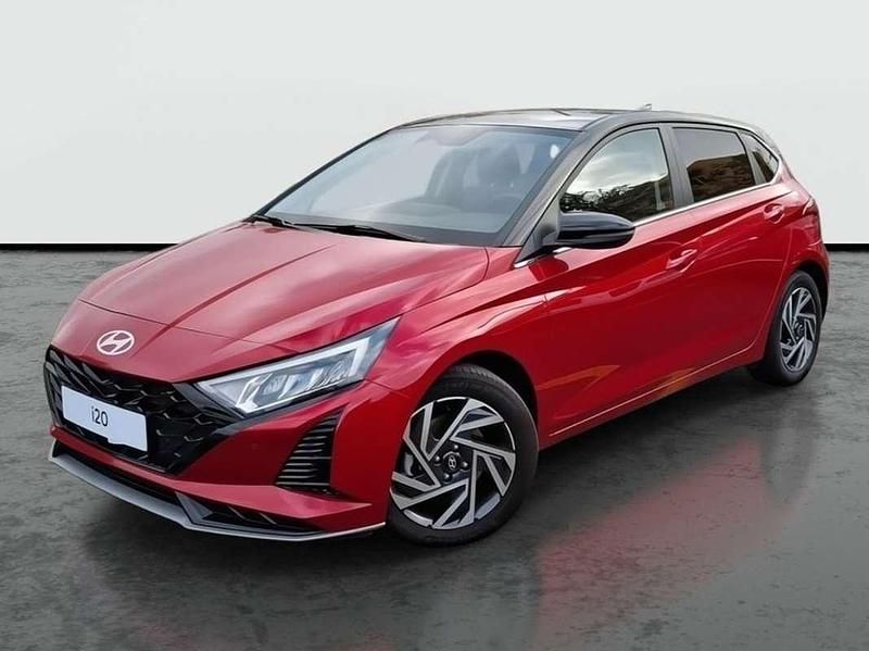 Negro Usado 2024 Hyundai i20 Blackline Berlina | 15.590 € (Super precio) - Imagen 1/4